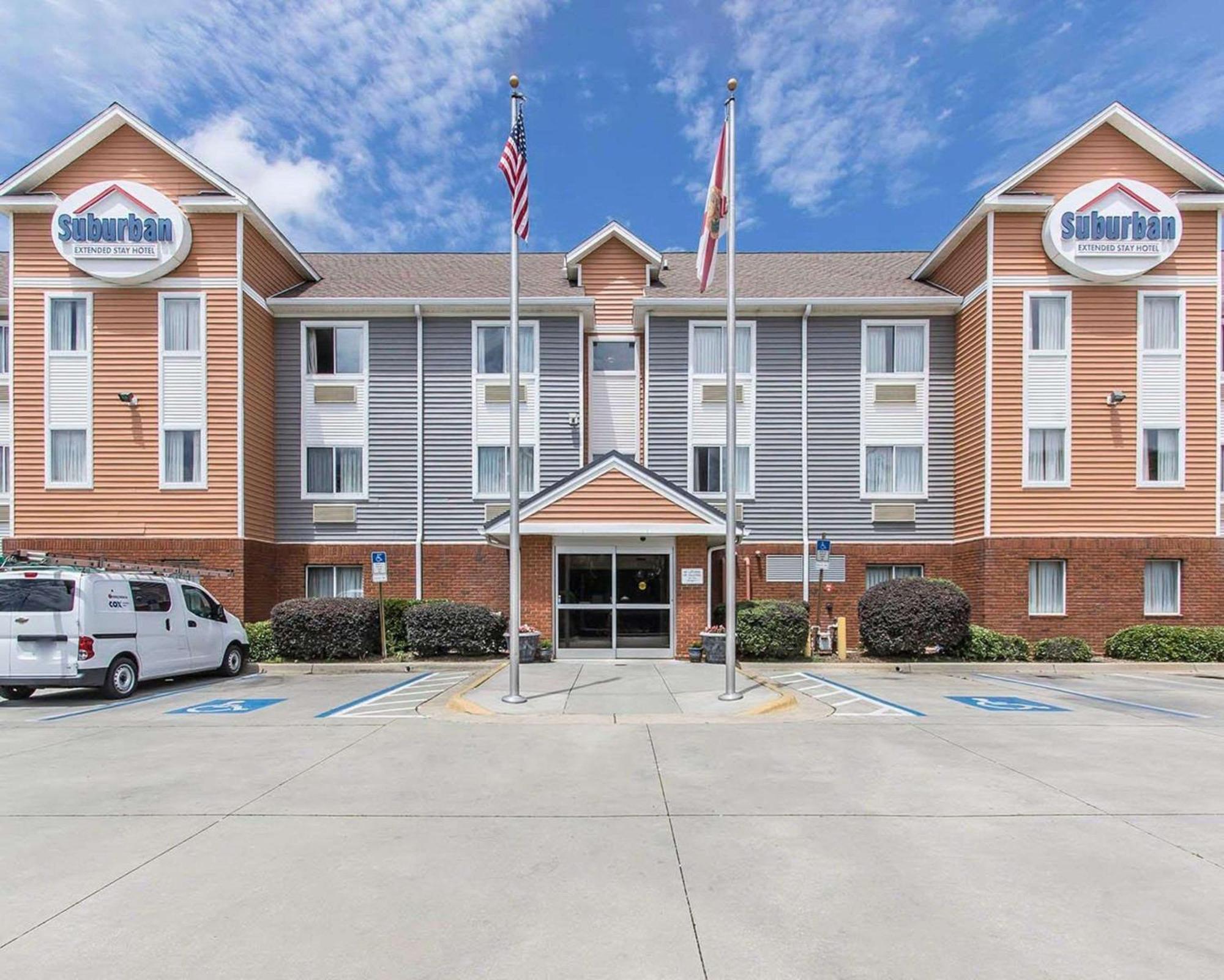 Suburban Extended Stay Hotel Naval Base Area Warrington Exterior photo